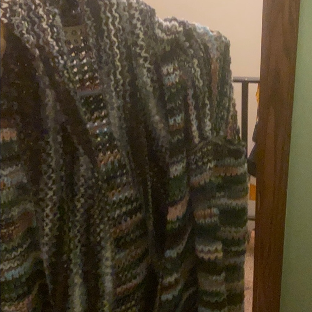 Cardigan - Picture 2 of 2